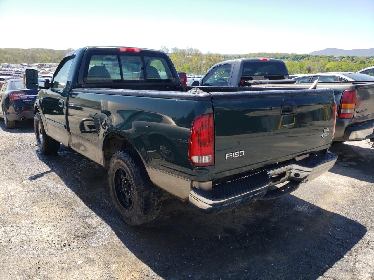 Photo 3 from auction – 2002 FORD F150 with VIN 1FTRF17W82NA64654