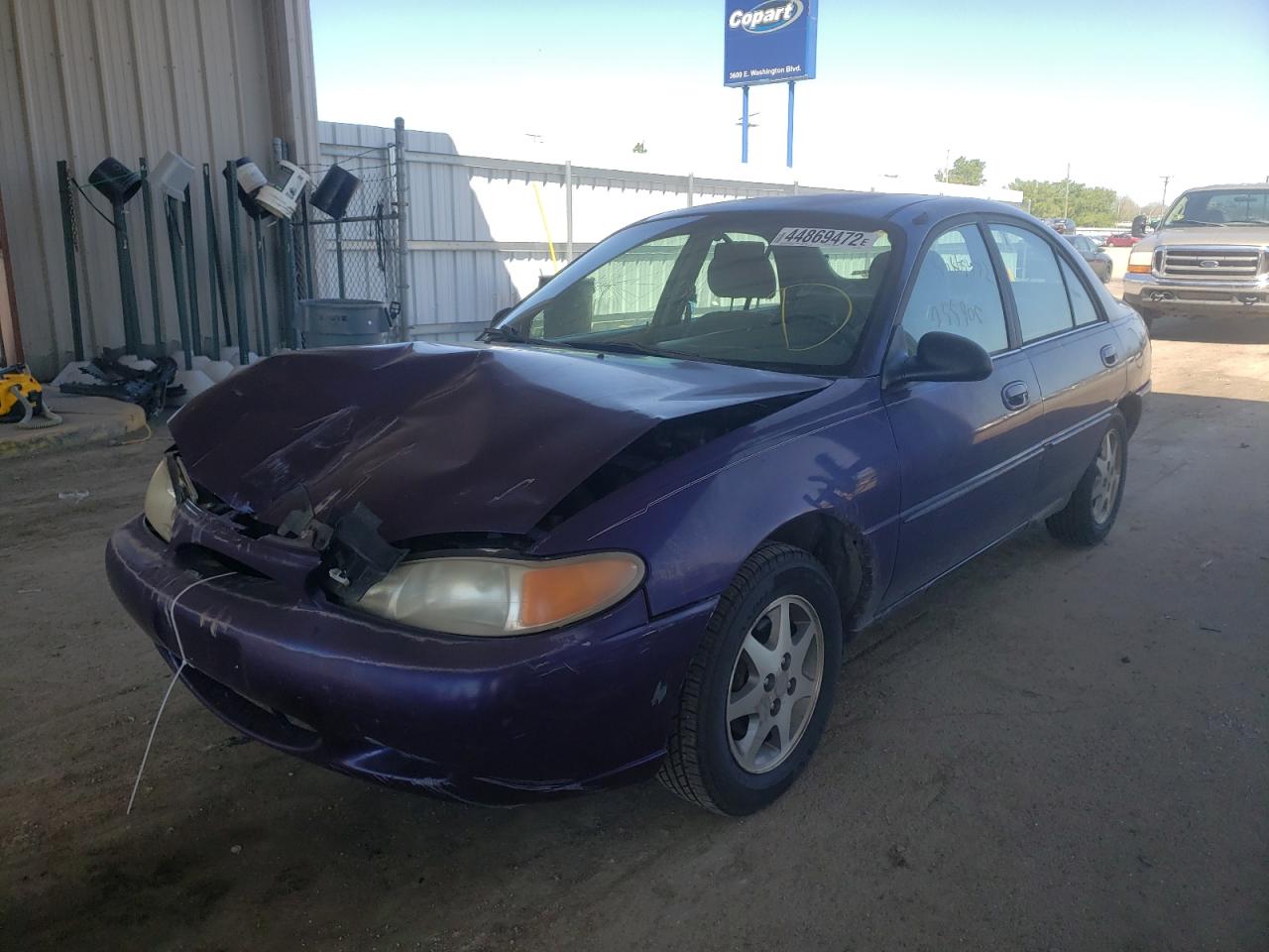 Photo 2 from auction – 1997 FORD ESCORT LX with VIN 1FALP13P3VW112891