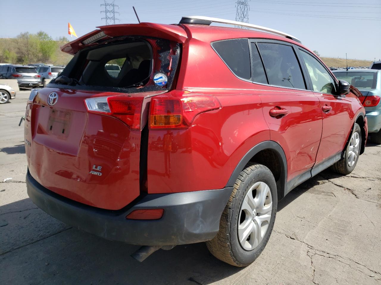 Photo 4 from auction – 2014 TOYOTA RAV4 LE with VIN JTMBFREVXEJ009757