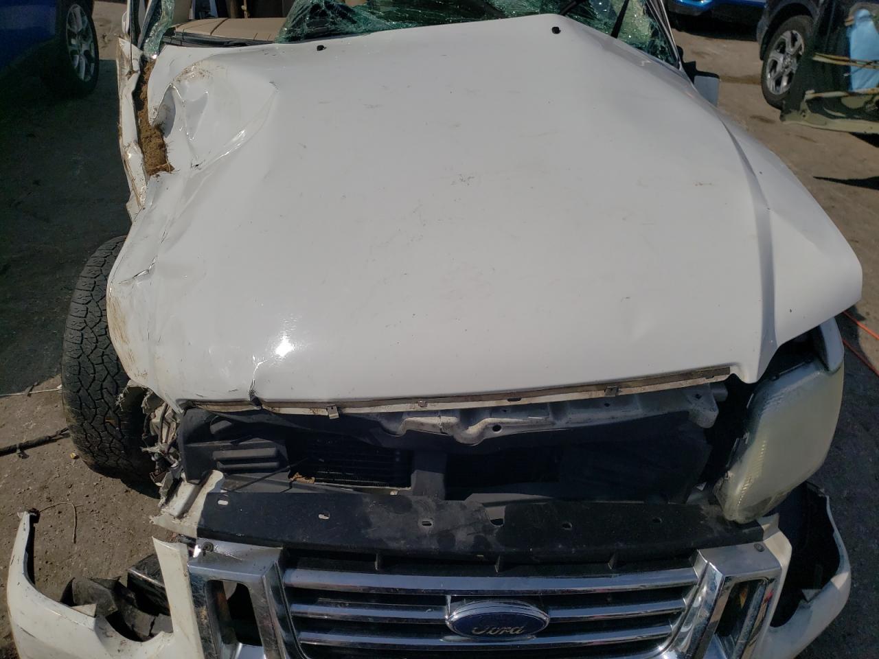 Photo 17 from auction – 2006 FORD EXPLORER E with VIN 1FMEU748X6UA34947