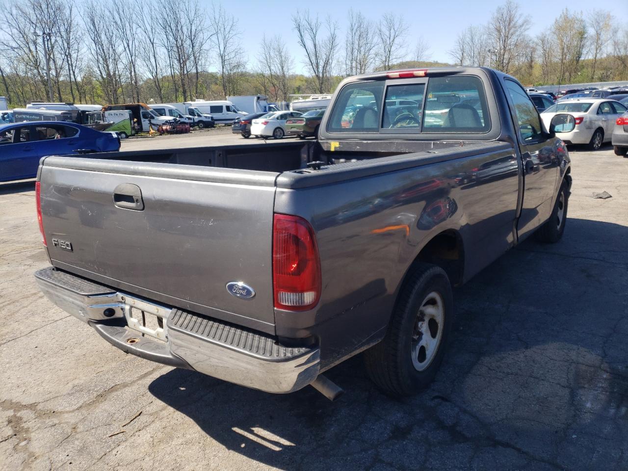 Photo 4 from auction – 2002 FORD F150 with VIN 2FTRF17262CA01247