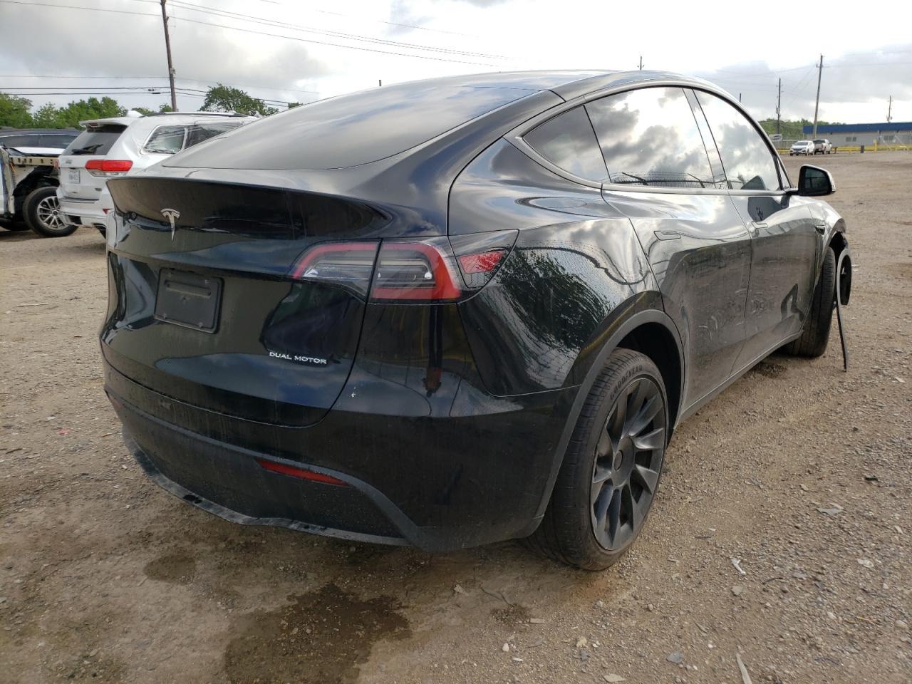 Photo 4 from auction – 2021 TESLA MODEL Y with VIN 5YJYGDEE4MF287361