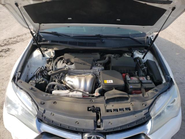 Photo 7 from auction – 2017 TOYOTA CAMRY LE with VIN 4T1BF1FK9HU615877
