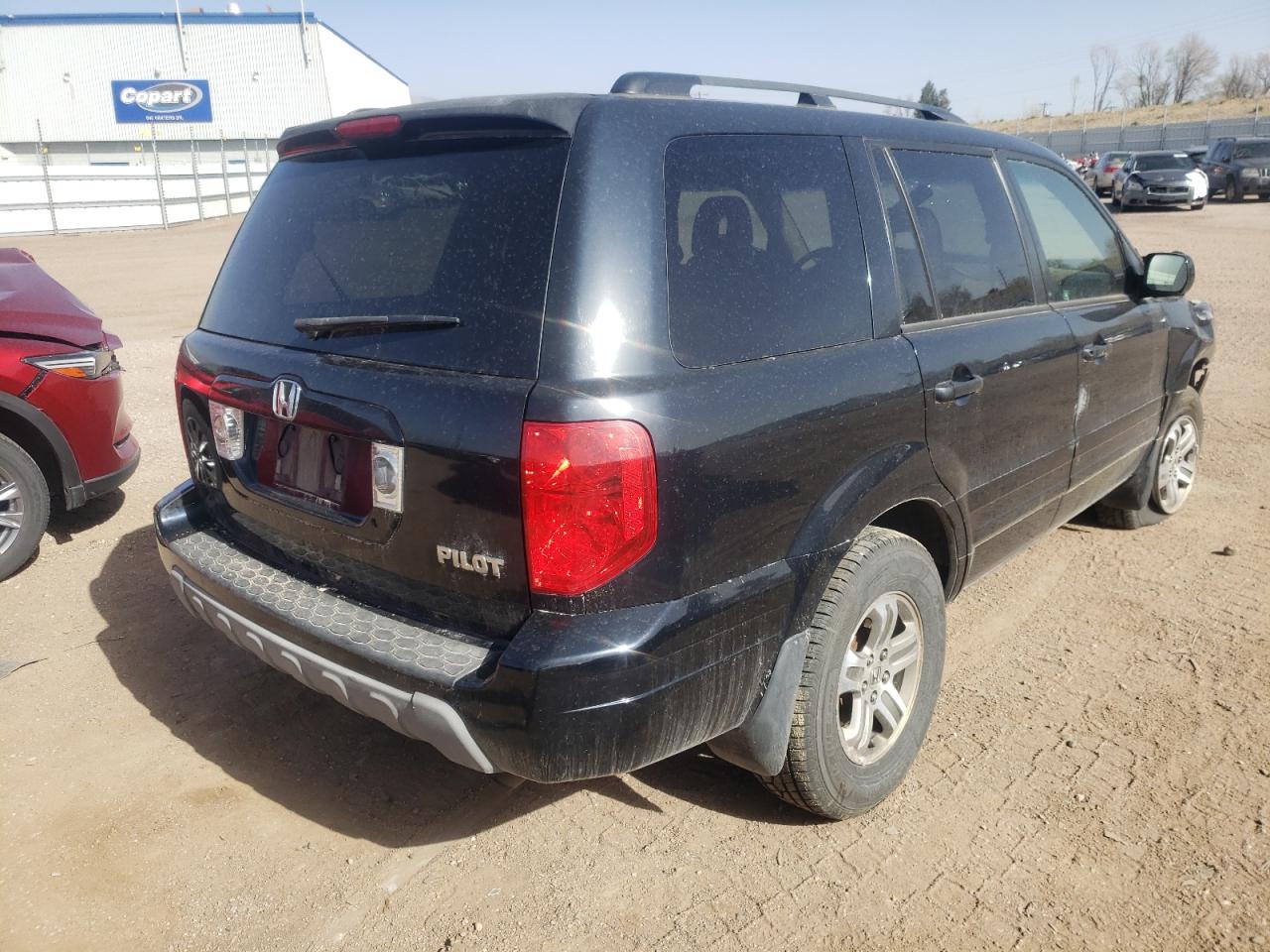 Photo 4 from auction – 2004 HONDA PILOT EXL with VIN 2HKYF18584H529955
