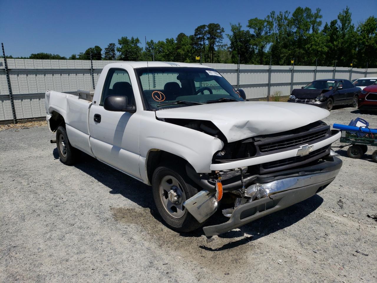 CHEVROLET SILVERADO 2001 with VIN 1GCEC14W91Z182862 - Photo from auction