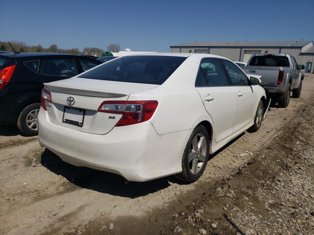 Photo 4 from auction – 2012 TOYOTA CAMRY BASE with VIN 4T1BF1FK7CU195626