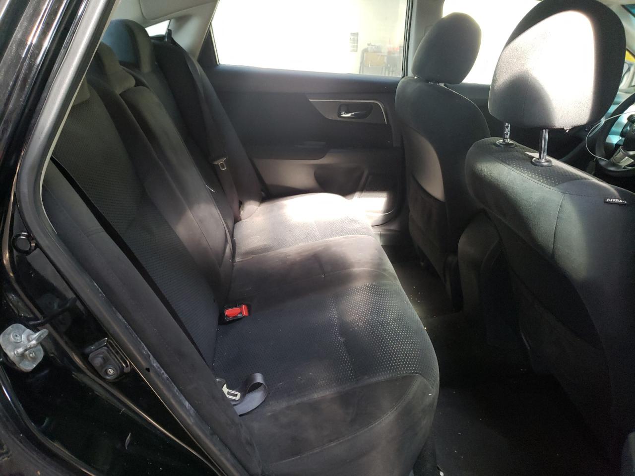 Photo 6 from auction – 2015 NISSAN ALTIMA 2.5 with VIN 1N4AL3AP5FN323082