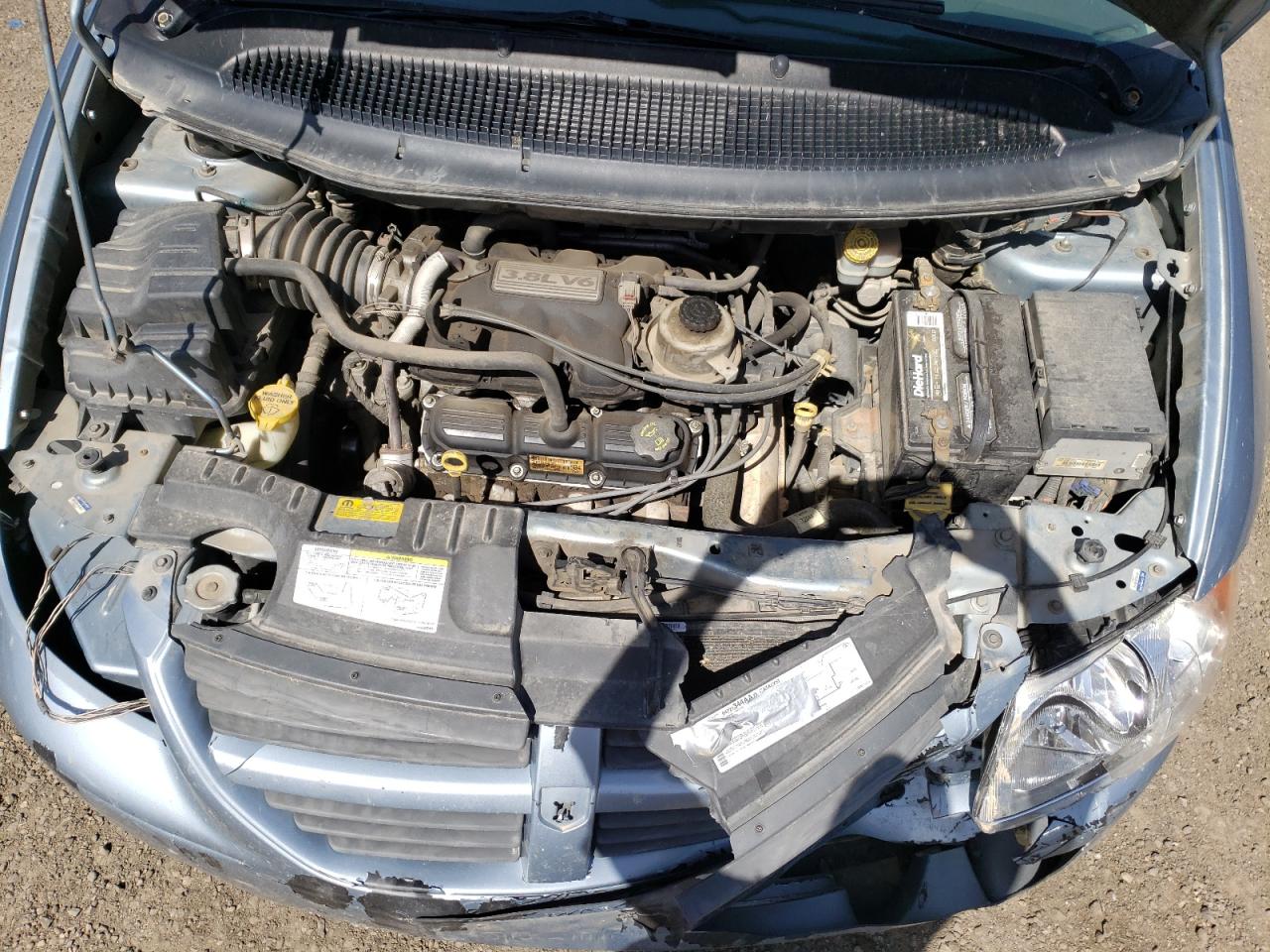 Photo 7 from auction – 2005 DODGE CARAVAN with VIN 2D4GP44L85R488538