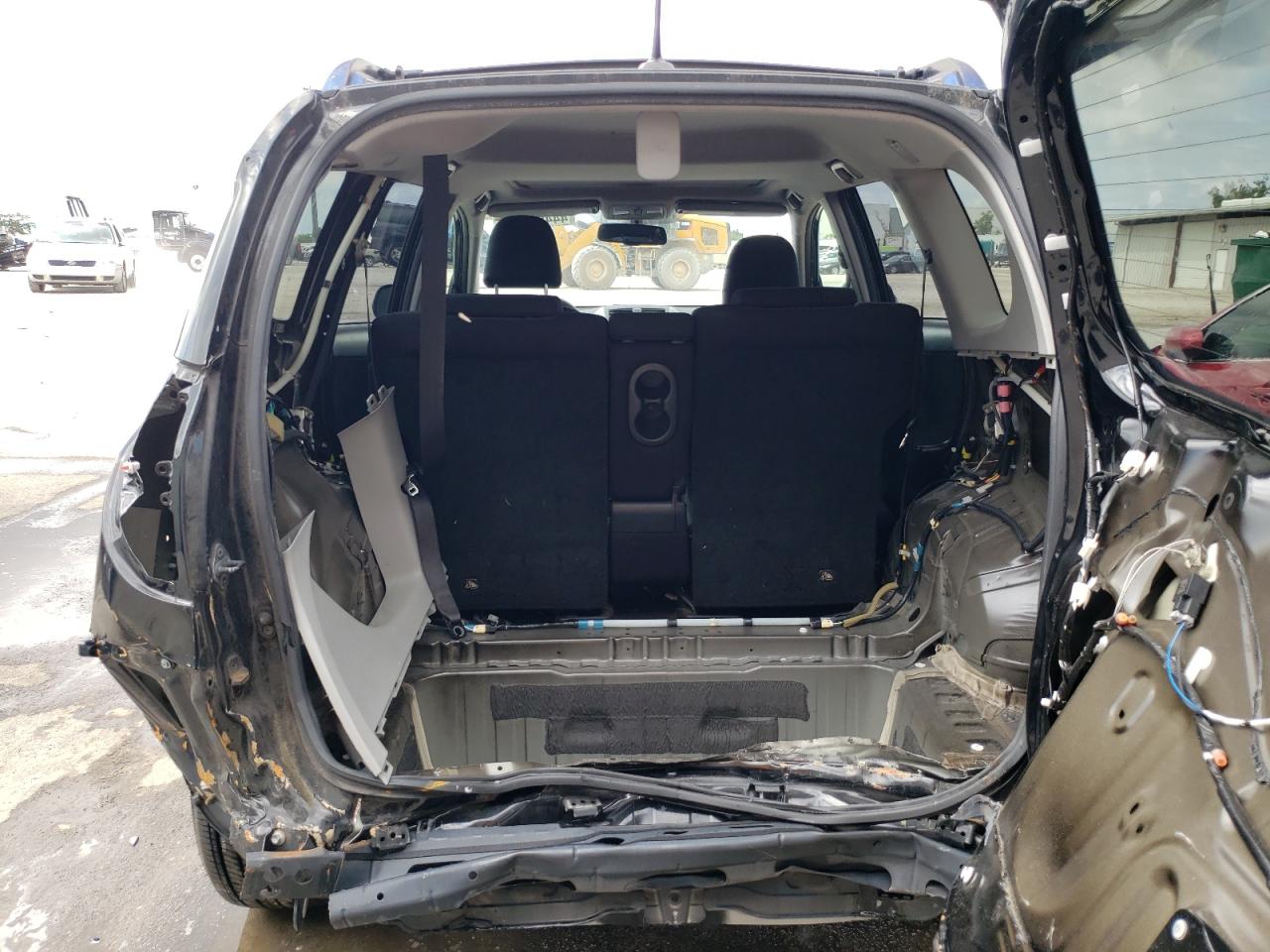 Photo 9 from auction – 2011 TOYOTA RAV4 SPORT with VIN JTMWF4DV2B5036882
