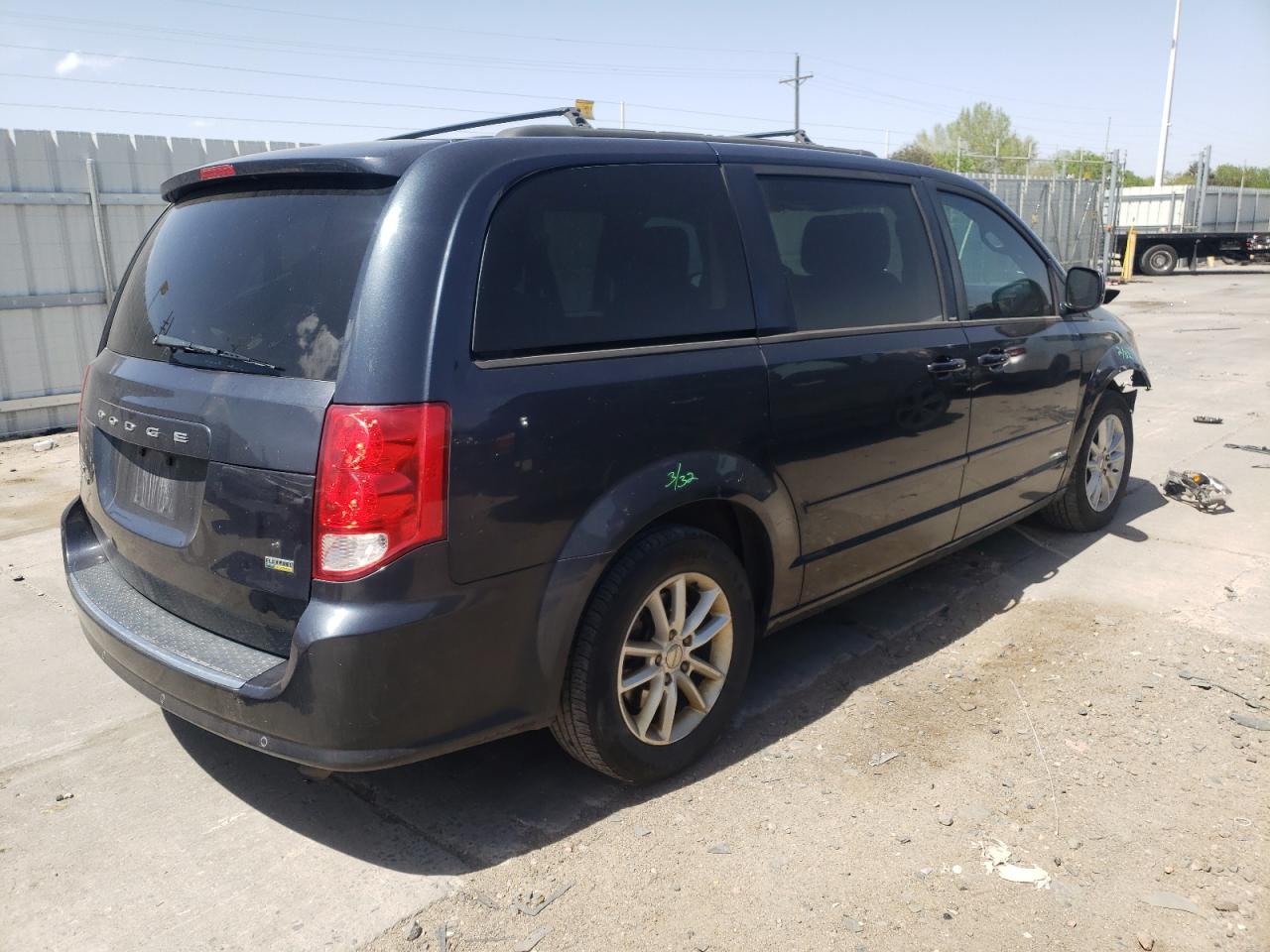 Photo 4 from auction – 2013 DODGE GRAND CARA with VIN 2C4RDGCG3DR739369