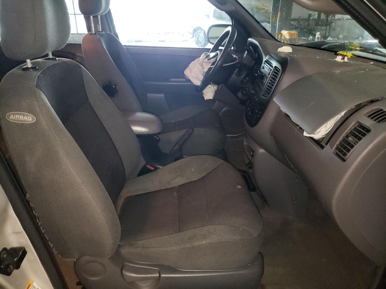 Zdjęcie 5 z aukcji – 2002 FORD ESCAPE XLT z VIN 1FMCU04142KB43847