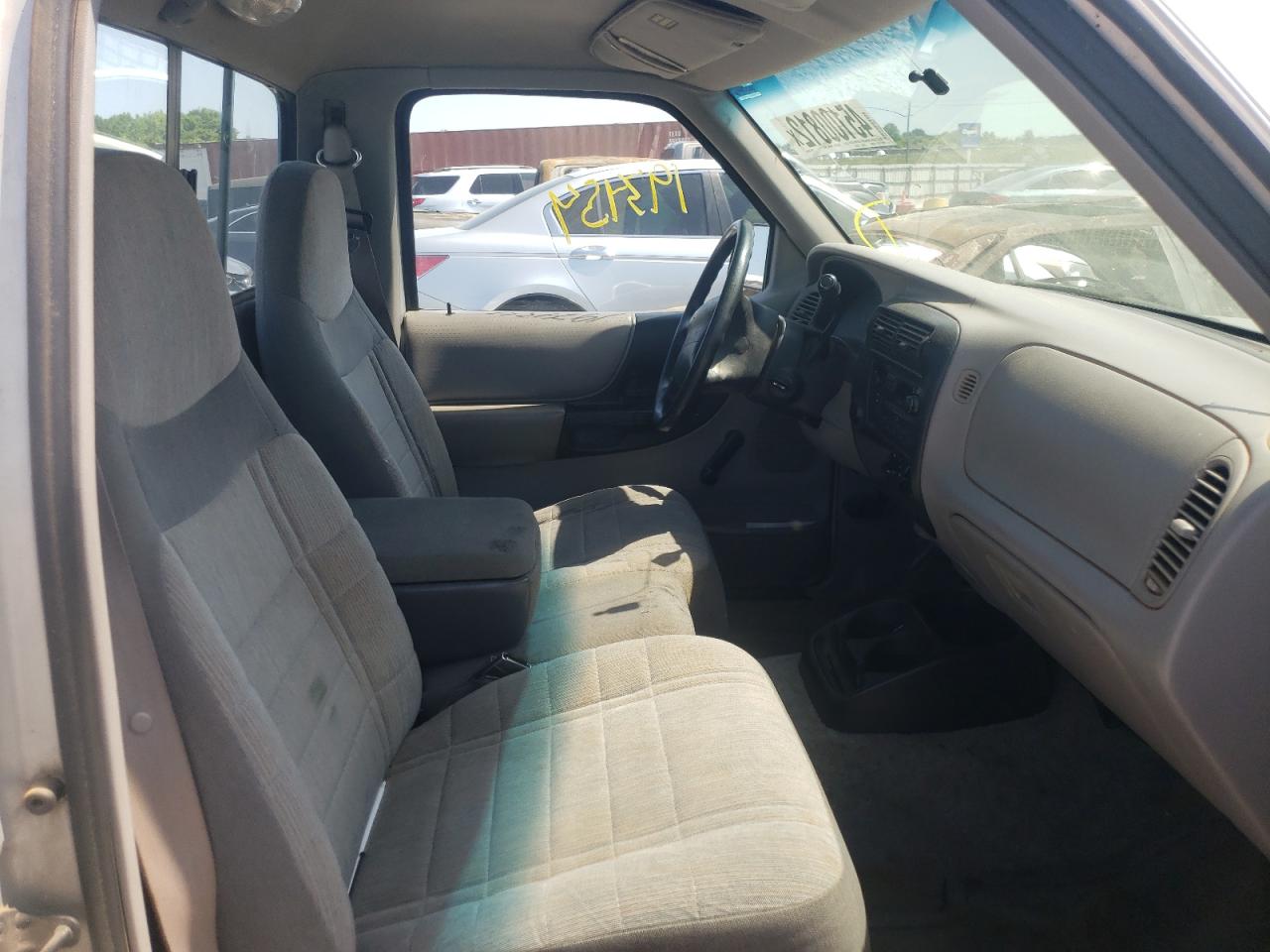 Photo 5 from auction – 1997 FORD RANGER with VIN 1FTCR10A2VPB03565