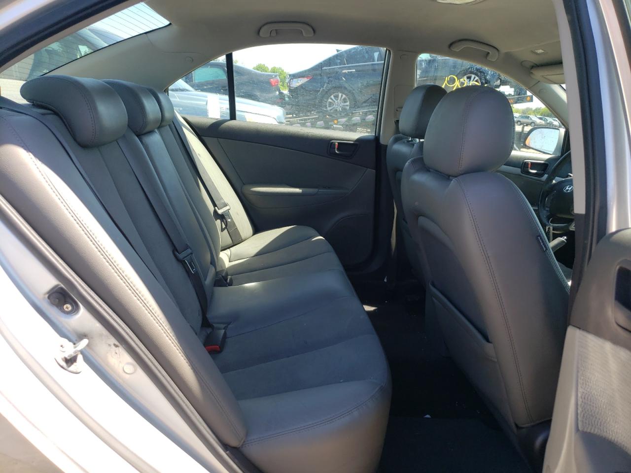 Photo 6 from auction – 2009 HYUNDAI SONATA SE with VIN 5NPEU46F19H484130