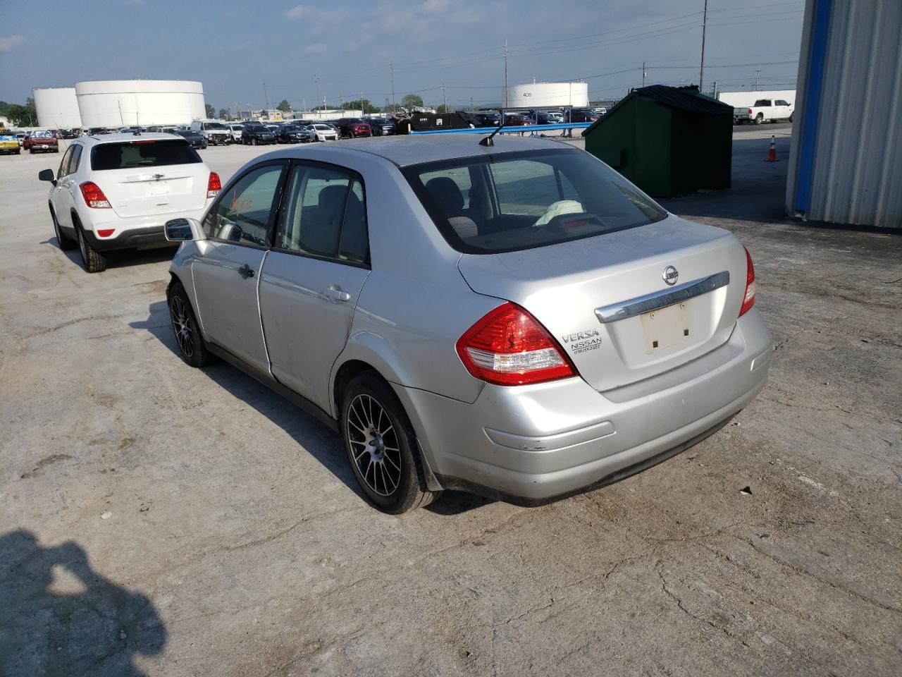 Photo 3 from auction – 2009 NISSAN VERSA S with VIN 3N1BC11E59L421392
