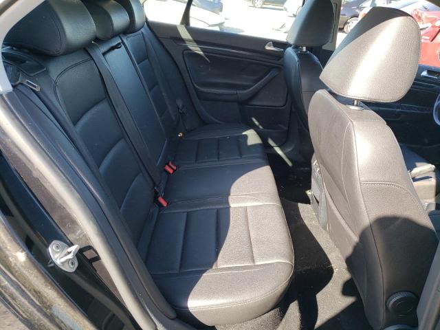 Photo 6 from auction – 2010 VOLKSWAGEN JETTA WOLF with VIN 3VWRJ7AJ0AM050431