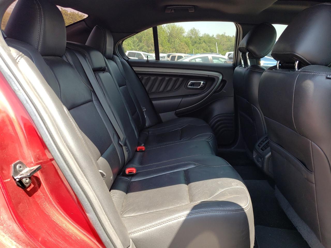 Photo 6 from auction – 2016 FORD TAURUS SEL with VIN 1FAHP2H87GG157651
