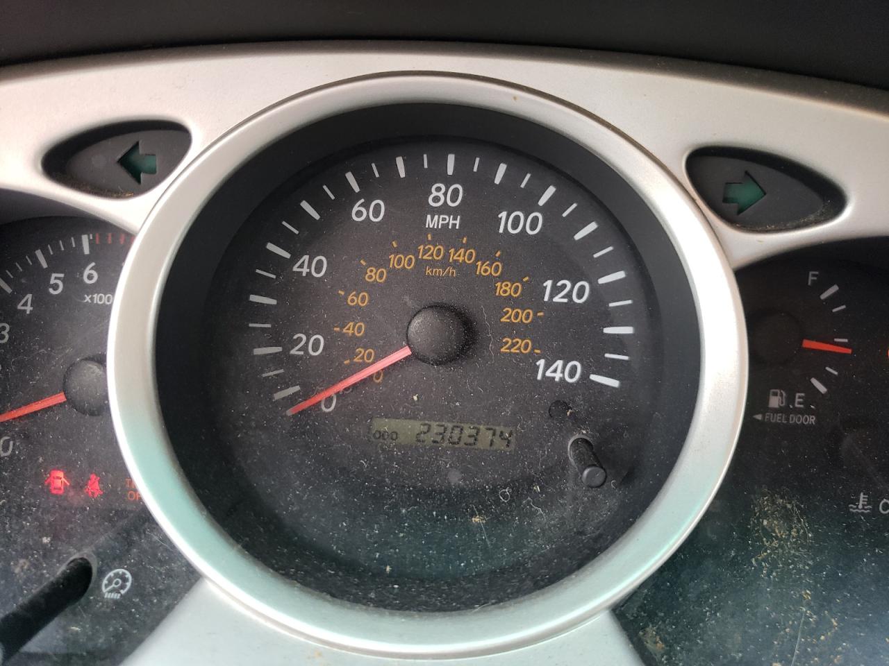 Foto 8 de la subasta – 2006 TOYOTA HIGHLANDER con VIN JTEDD21A960143011