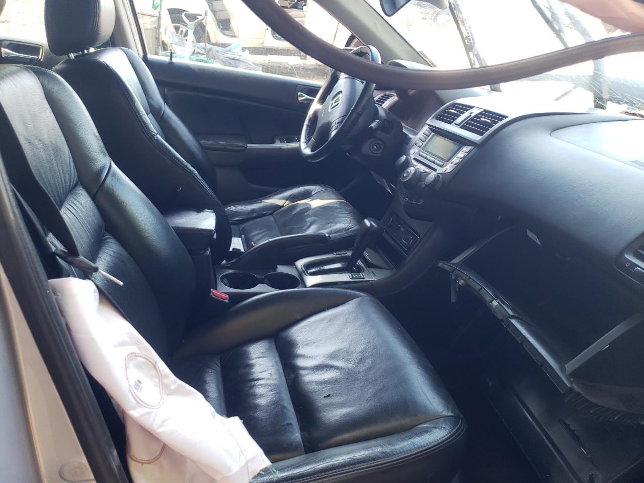Photo 5 from auction – 2005 HONDA ACCORD EX with VIN 1HGCM66565A069432