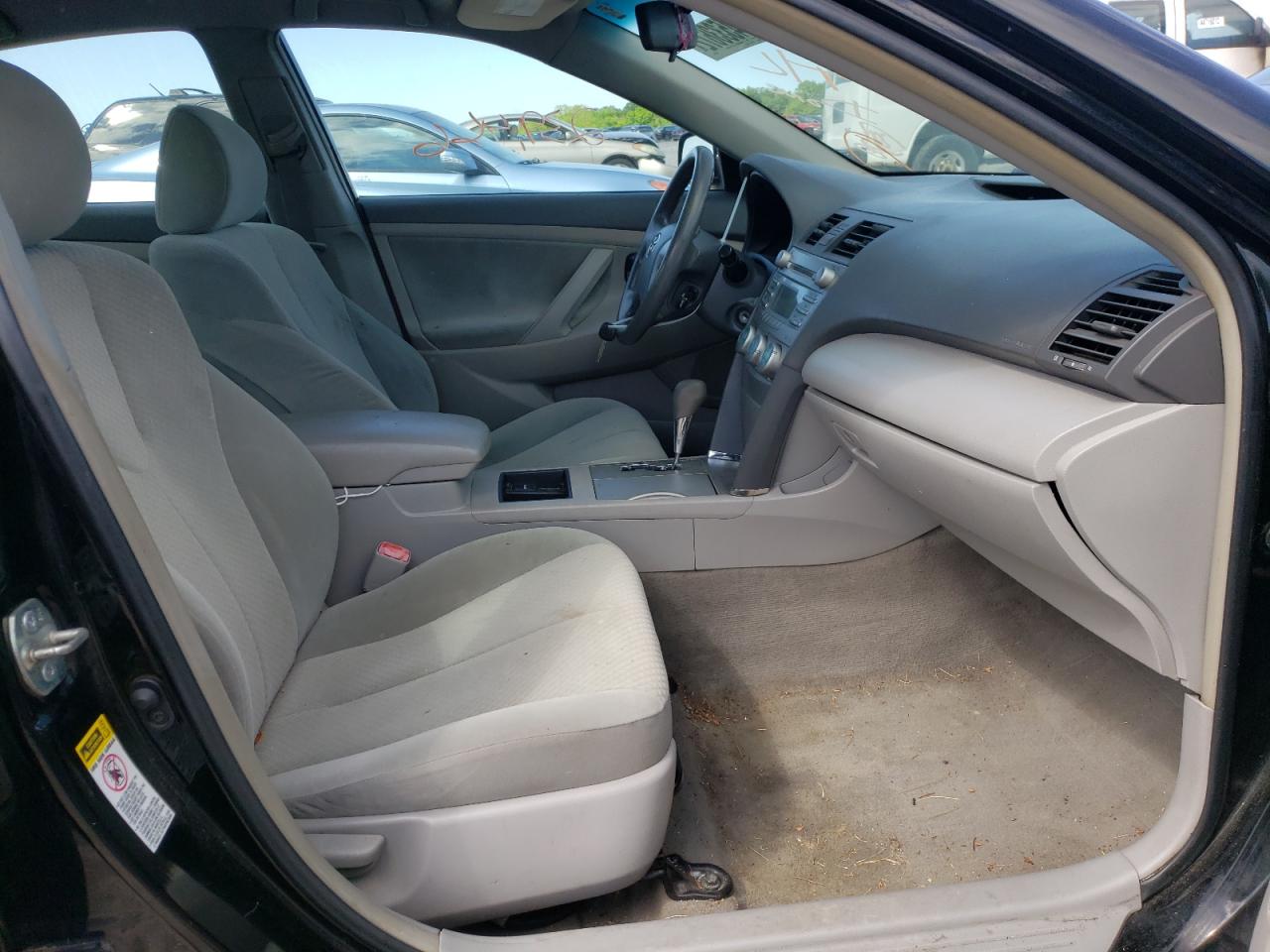 Photo 5 from auction – 2009 TOYOTA CAMRY BASE with VIN 4T4BE46K69R094631