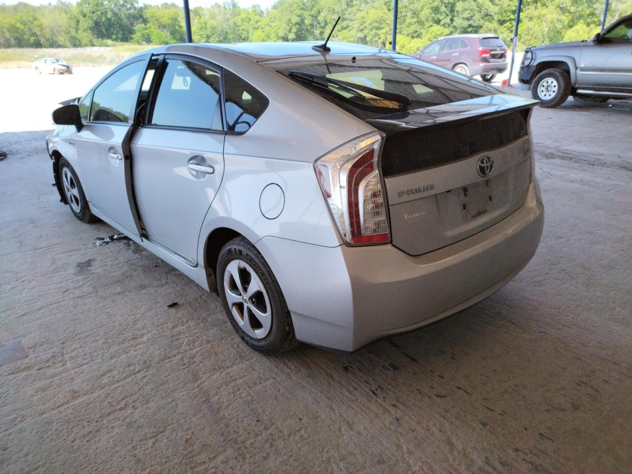 Photo 3 from auction – 2012 TOYOTA PRIUS with VIN JTDKN3DUXC5499535