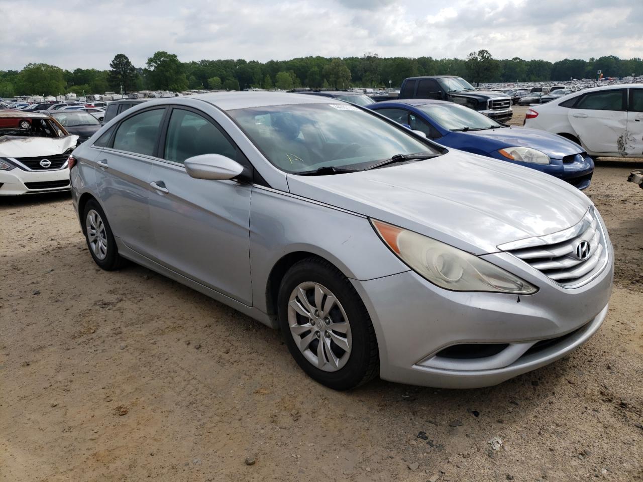 HYUNDAI SONATA GLS 2011 with VIN 5NPEB4AC7BH052540 - Photo from auction