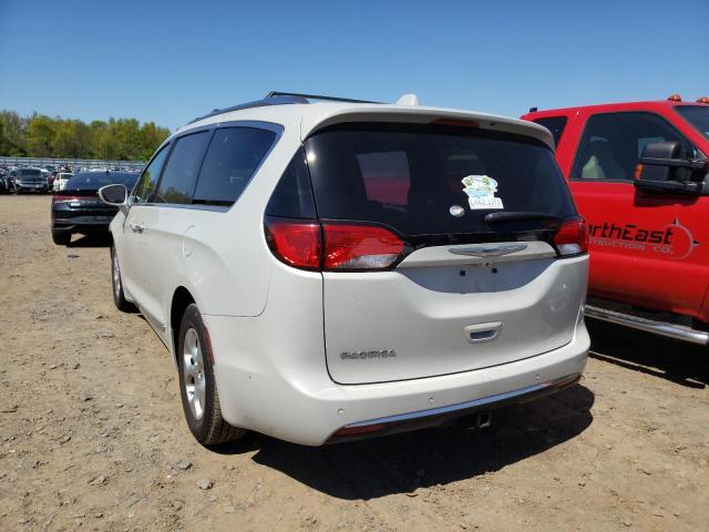 Photo 3 from auction – 2017 CHRYSLER PACIFICA T with VIN 2C4RC1EG3HR560476
