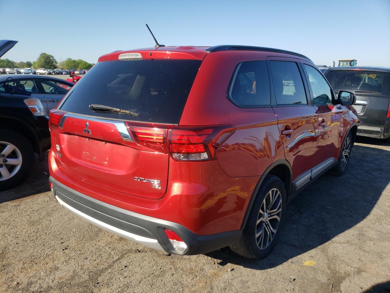 Photo 4 from auction – 2016 MITSUBISHI OUTLANDER with VIN JA4AD3A39GZ002977