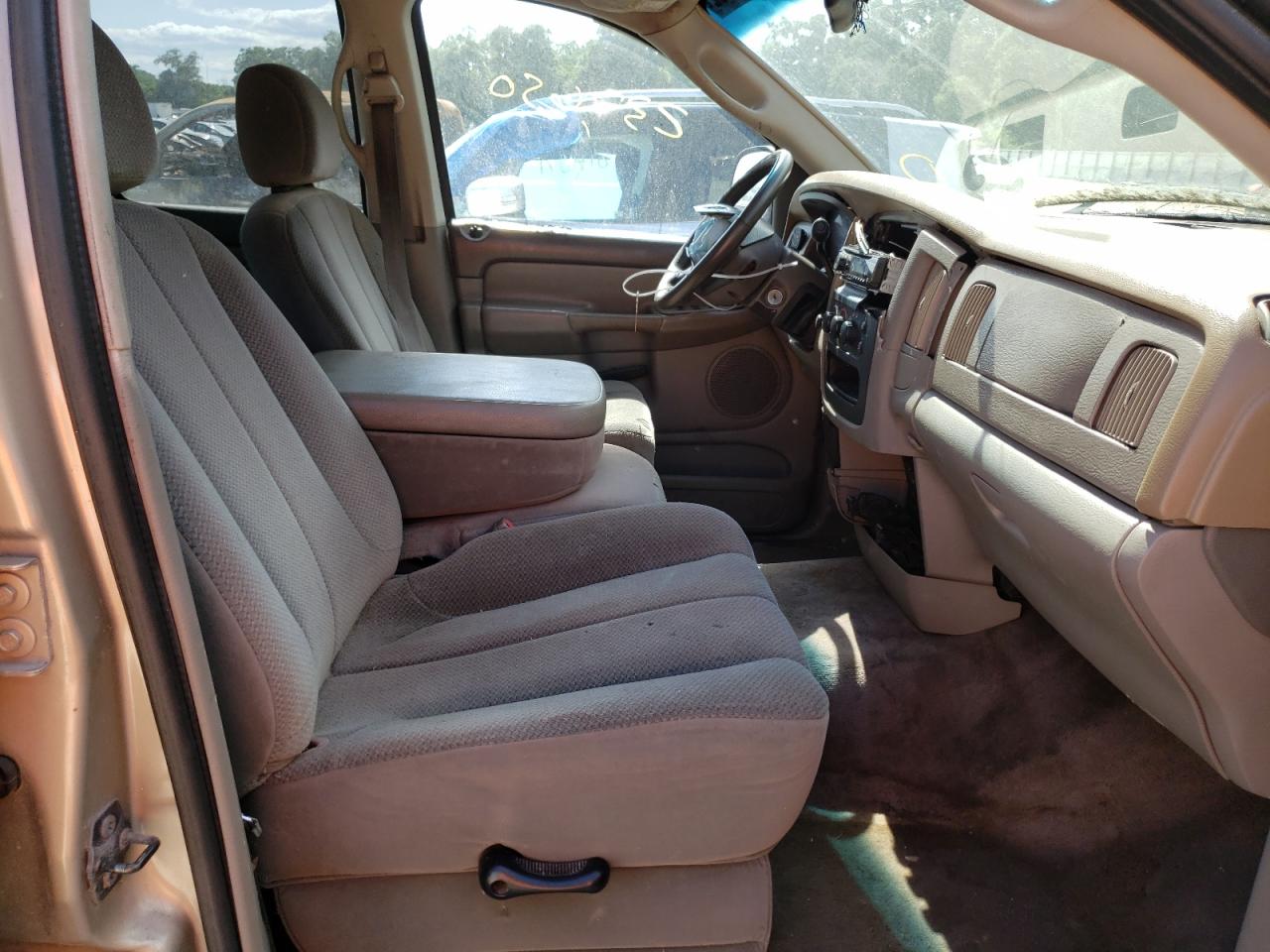 Photo 5 from auction – 2002 DODGE RAM 1500 with VIN 1D7HA18N32S601177