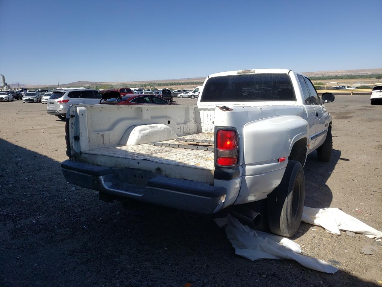 Photo 4 from auction – 2001 DODGE RAM 3500 with VIN 1B7MC33691J600960