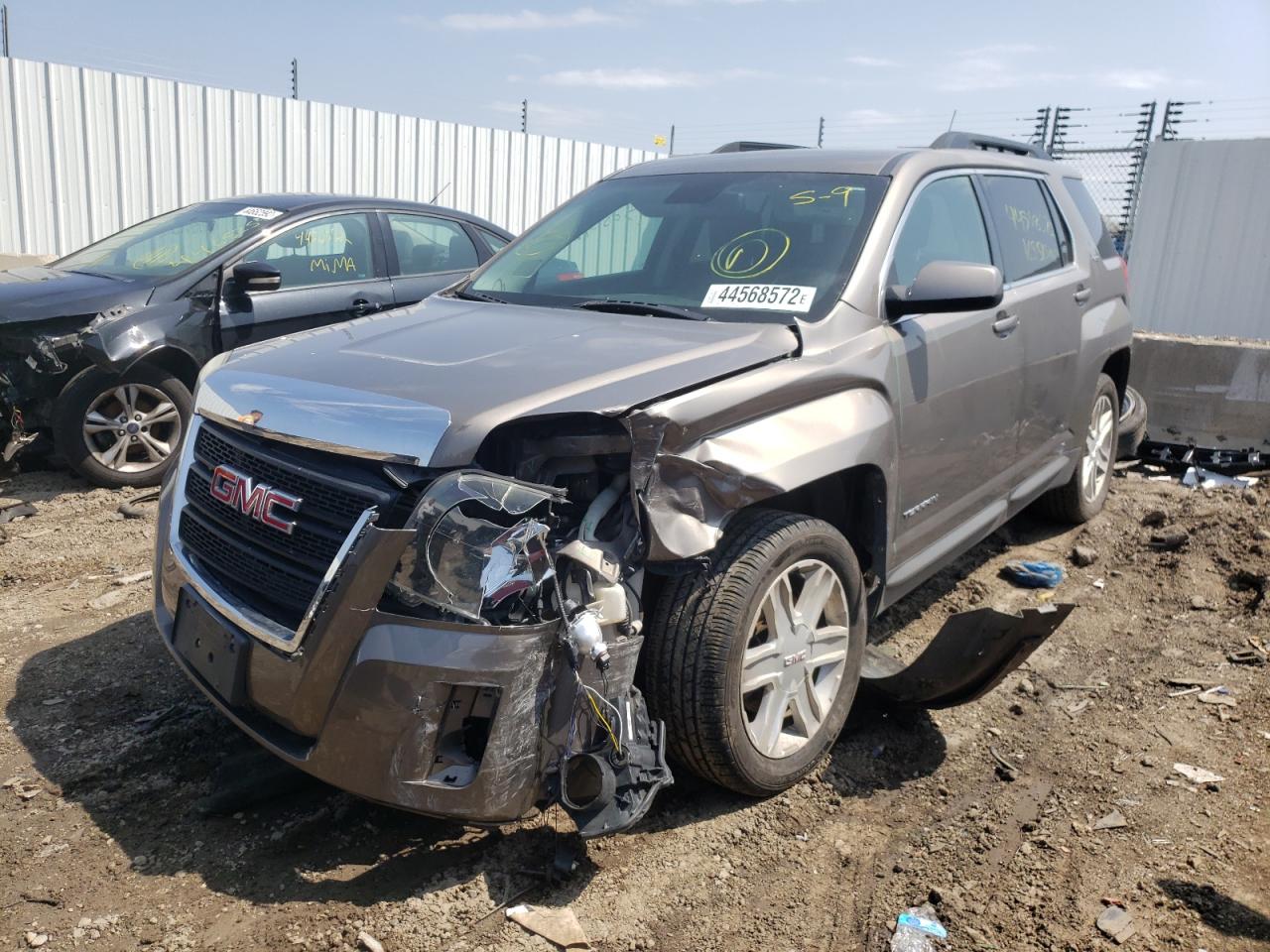 Photo 2 from auction – 2011 GMC TERRAIN SL with VIN 2CTALUEC0B6471277