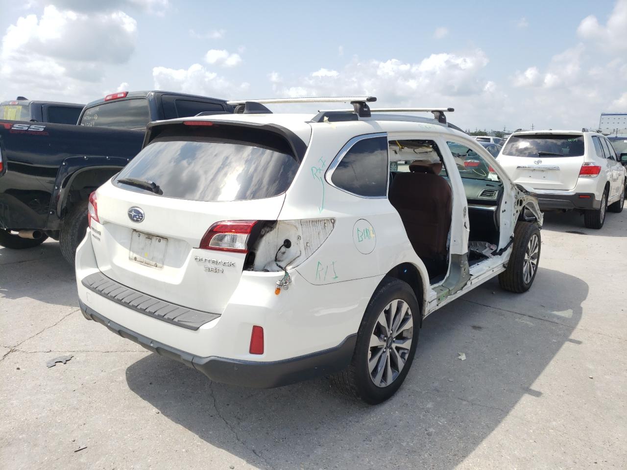 Photo 4 from auction – 2017 SUBARU OUTBACK TO with VIN 4S4BSETCXH3292705