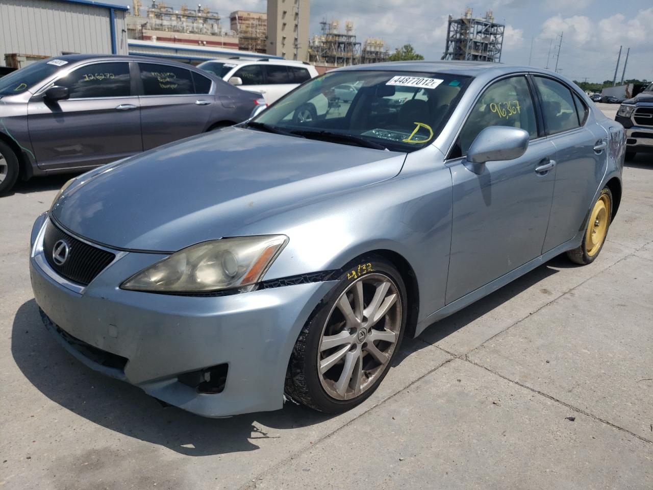 Photo 2 from auction – 2006 LEXUS IS 250 with VIN JTHBK262665024532
