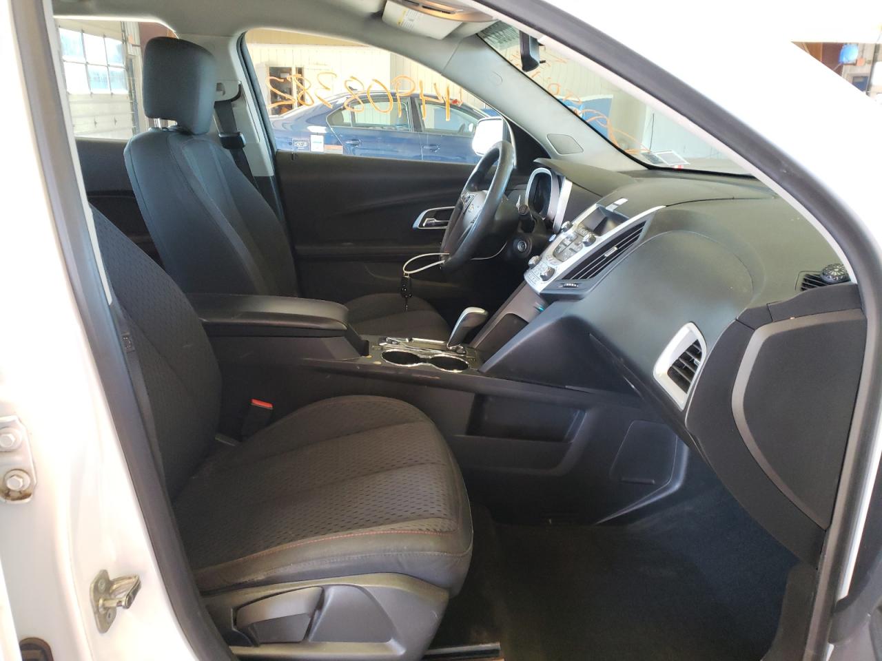 Photo 5 from auction – 2012 CHEVROLET EQUINOX LS with VIN 2GNALBEK8C1227034