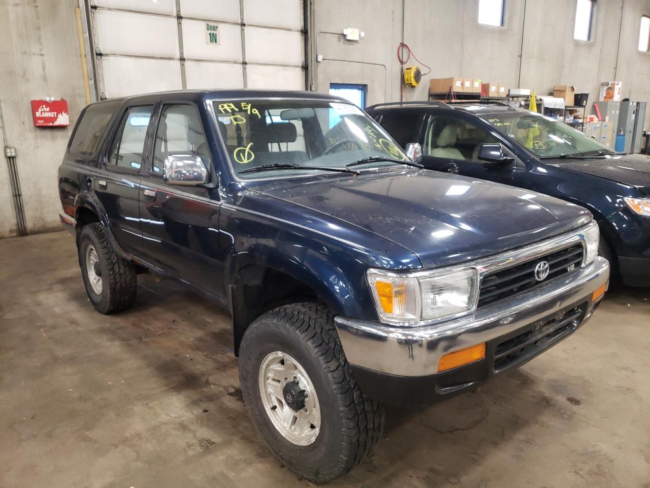 TOYOTA 4RUNNER 1995 with VIN JT3VN39W2S0198880 - Photo from auction