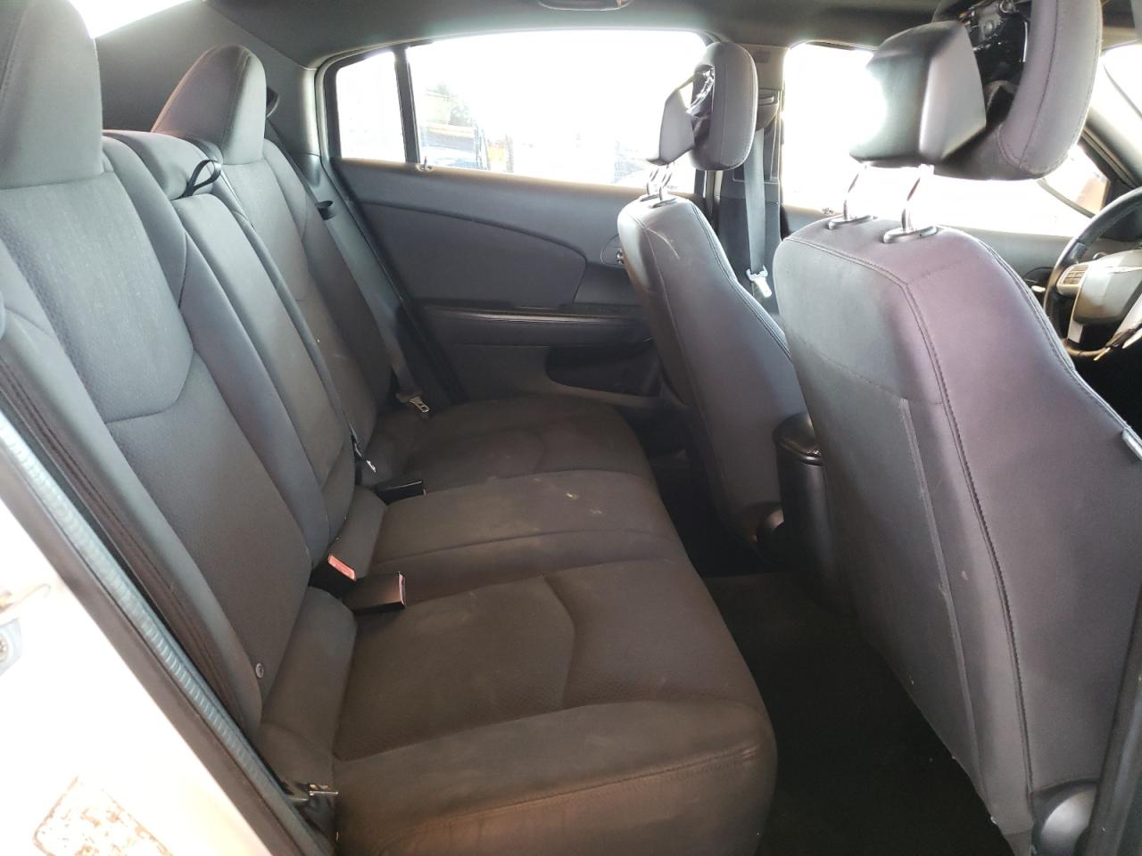 Photo 6 from auction – 2013 CHRYSLER 200 TOURIN with VIN 1C3CCBBBXDN678928