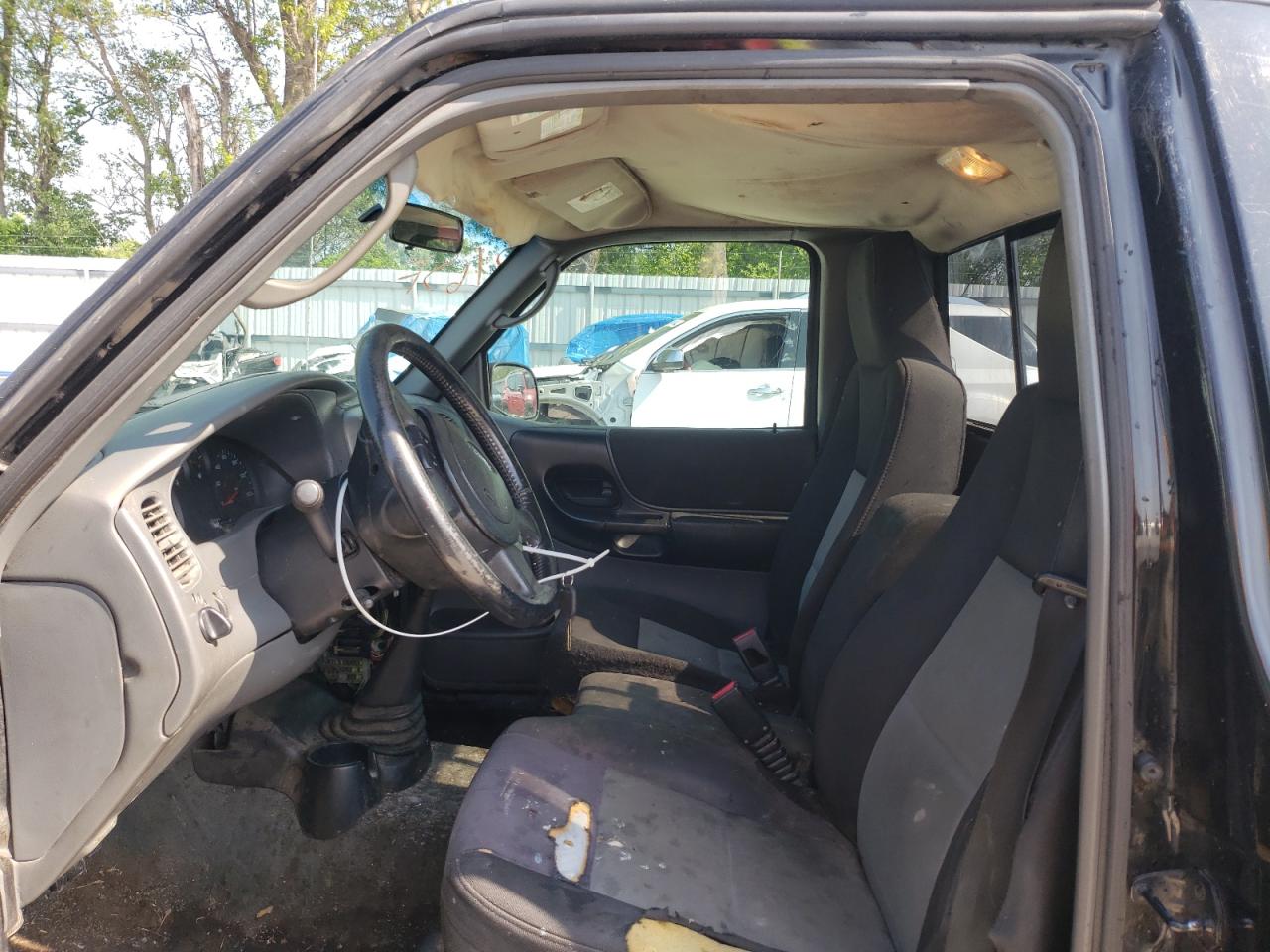 Photo 5 from auction – 2004 FORD RANGER with VIN 1FTYR10D44PA68526