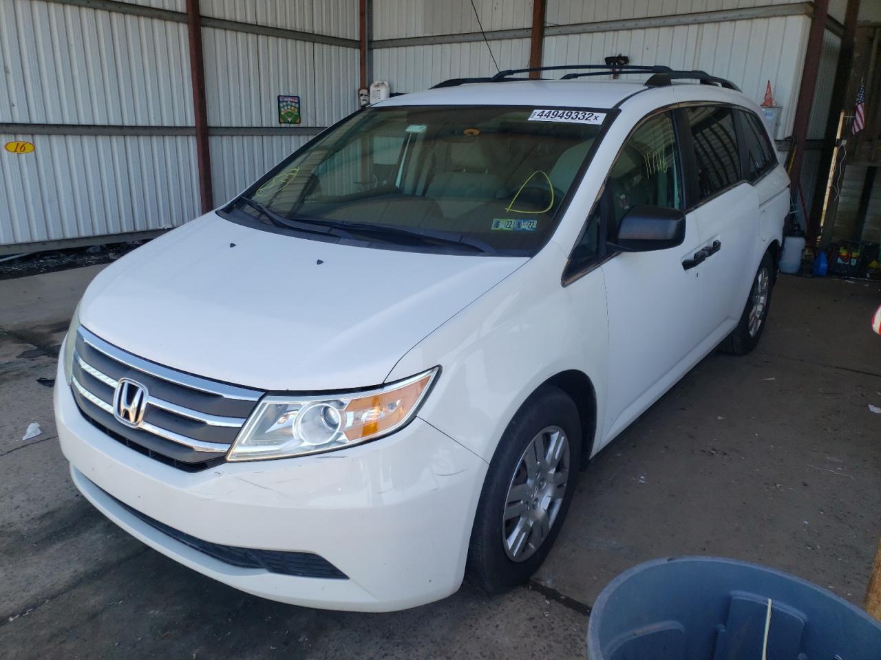 Photo 2 from auction – 2012 HONDA ODYSSEY LX with VIN 5FNRL5H22CB011850