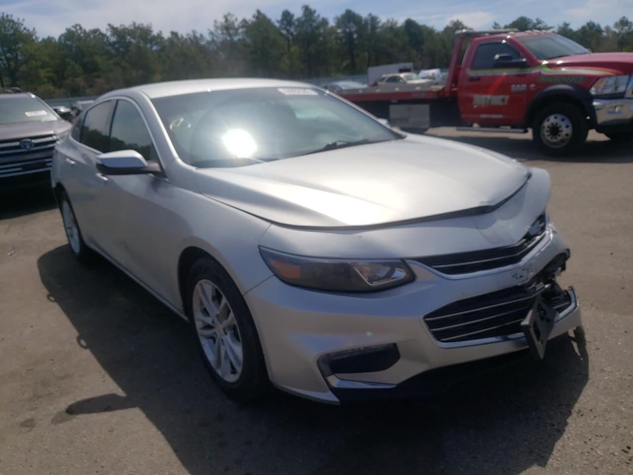 CHEVROLET MALIBU LT 2018 with VIN 1G1ZD5ST4JF258352 - Photo from auction