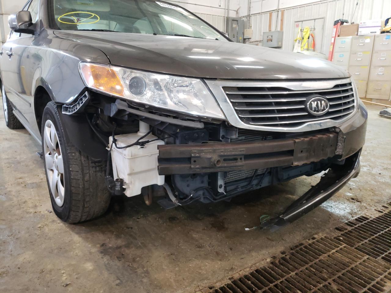 Photo 9 from auction – 2010 KIA OPTIMA with VIN KNAGG4A88A5448879