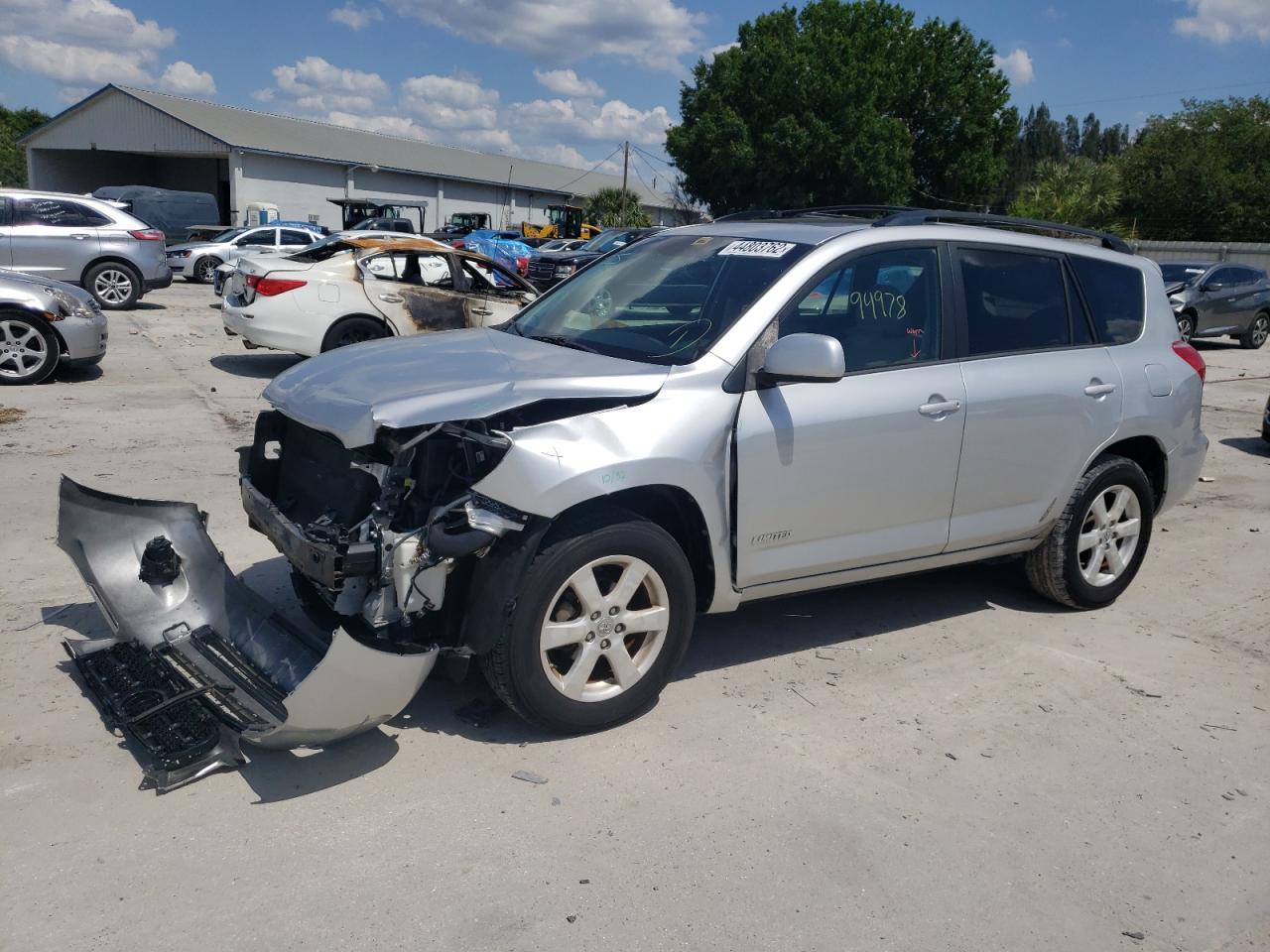 Photo 2 from auction – 2008 TOYOTA RAV4 LIMIT with VIN JTMZD31V185084965