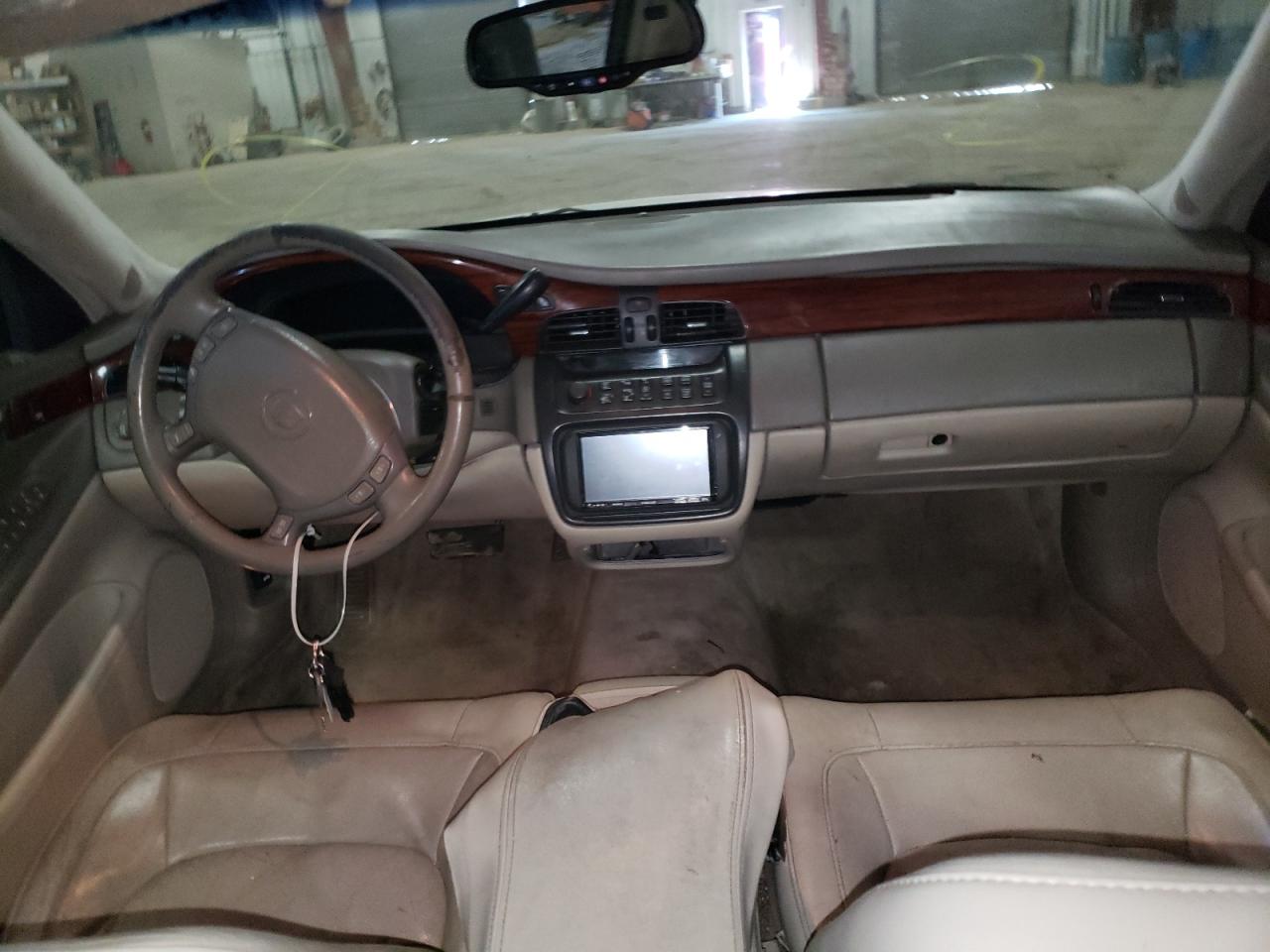 Photo 9 from auction – 2005 CADILLAC DEVILLE with VIN 1G6KD54Y45U126066