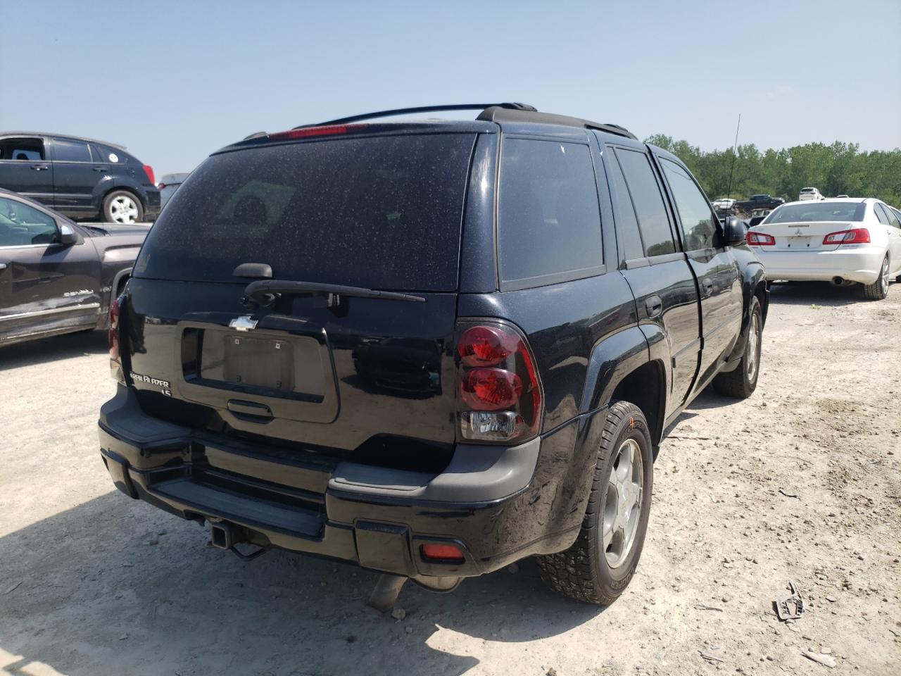 Photo 4 from auction – 2007 CHEVROLET TRAILBLAZE with VIN 1GNDT13S072162020