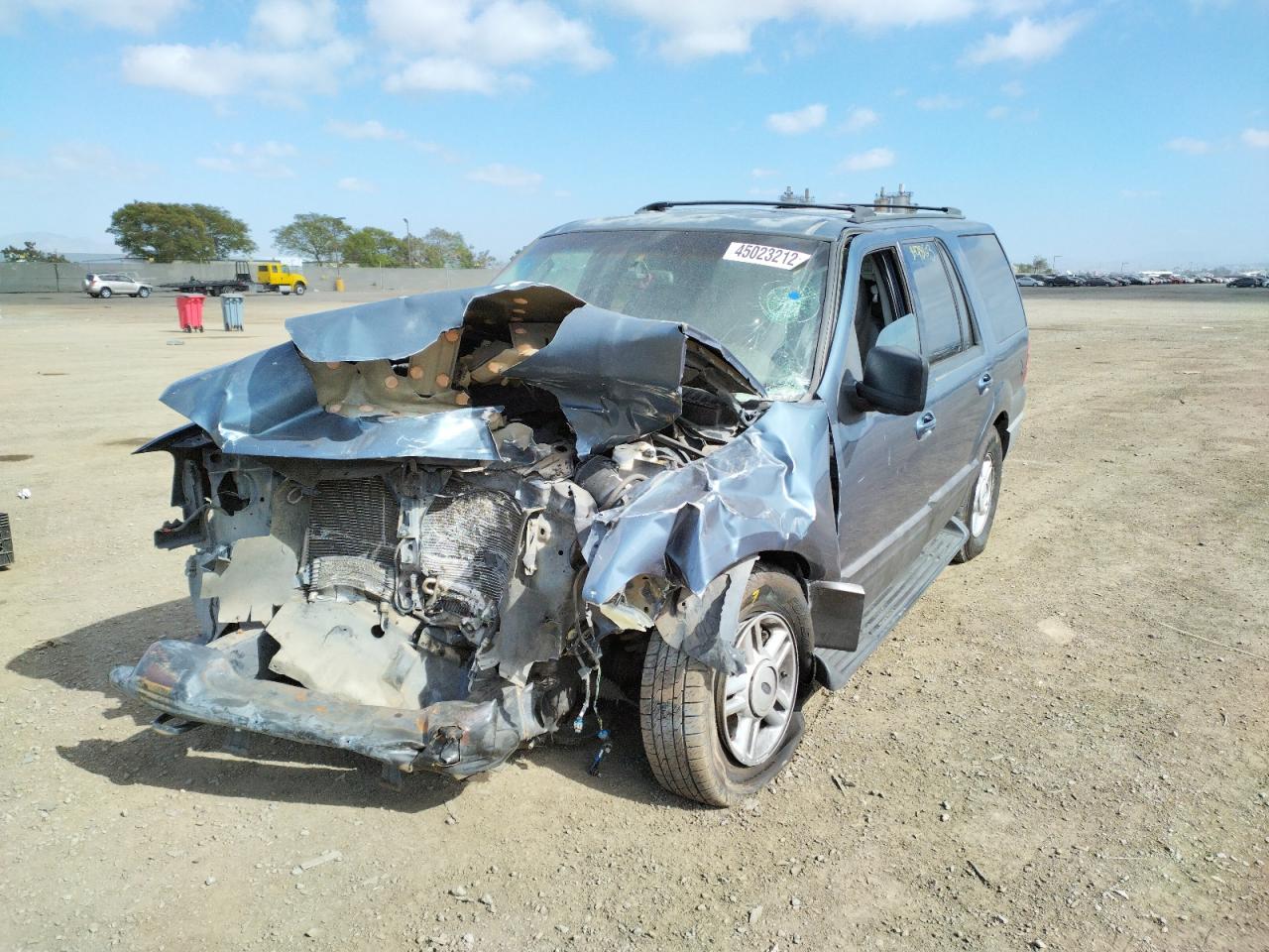 Photo 12 from auction – 2004 FORD EXPEDITION with VIN 1FMPU16L94LA26428