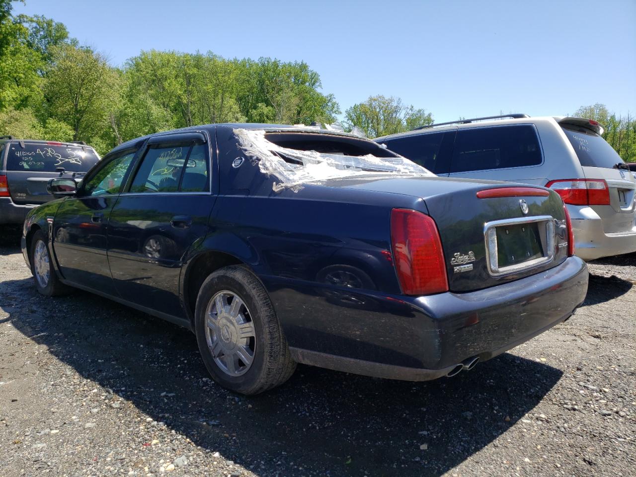 Photo 3 from auction – 2004 CADILLAC DEVILLE with VIN 1G6KD54Y94U174693