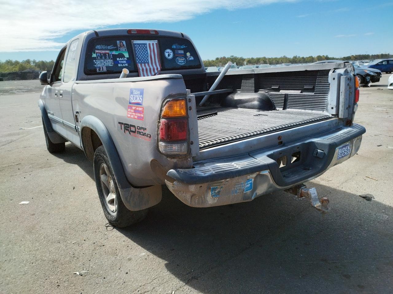 Photo 9 from auction – 2002 TOYOTA TUNDRA ACC with VIN 5TBBT44122S298098