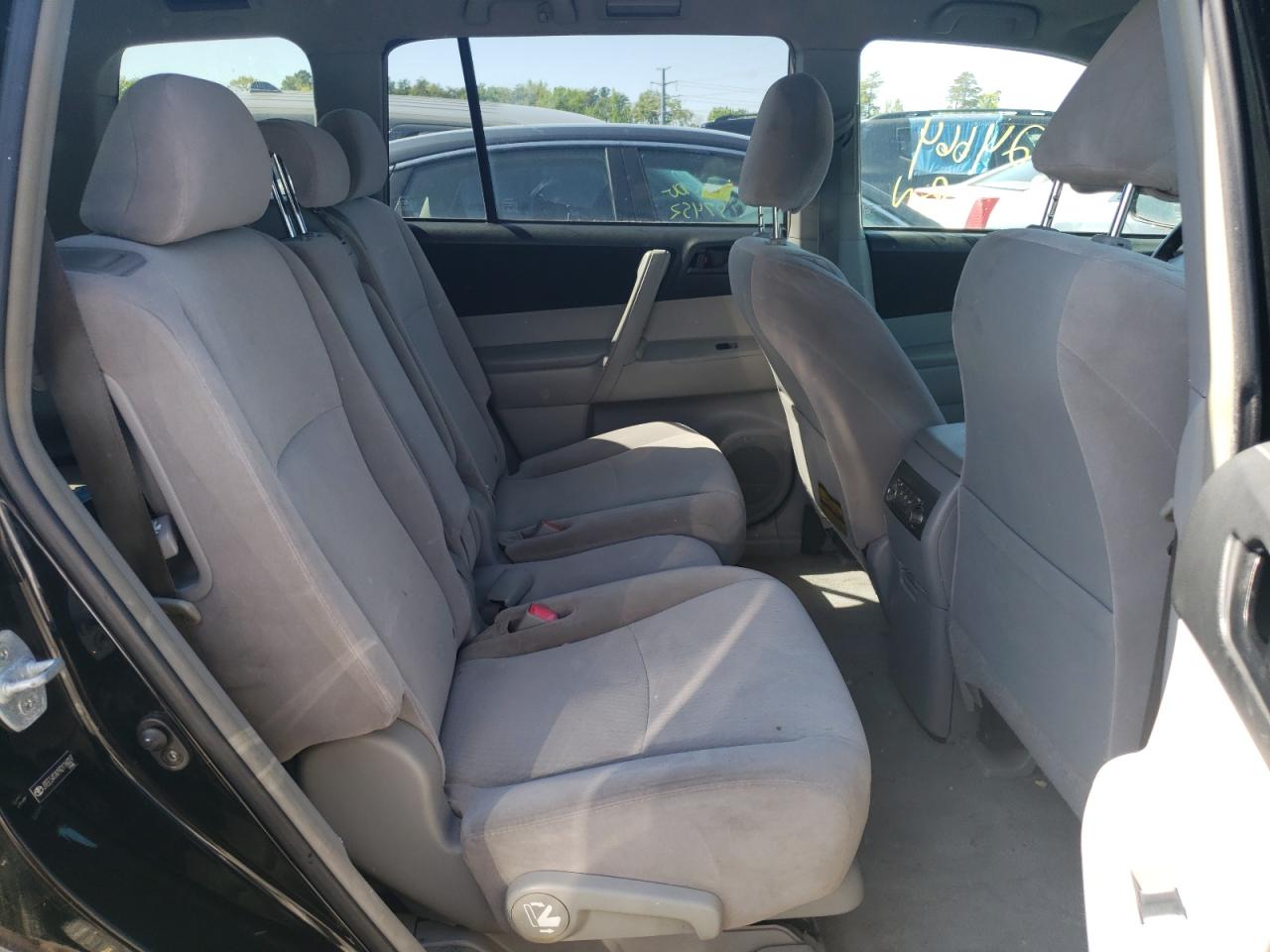 Photo 6 from auction – 2009 TOYOTA HIGHLANDER with VIN JTEES41A192116027