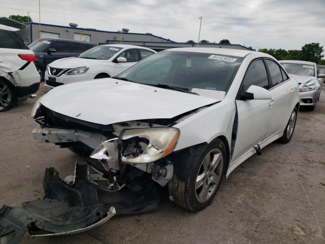 Photo 9 from auction – 2010 PONTIAC G6 with VIN 1G2ZA5E09A4149628