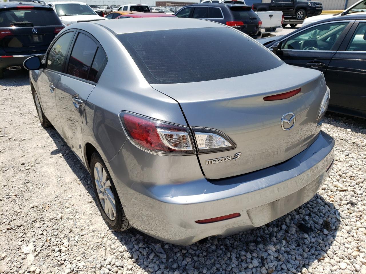 Photo 3 from auction – 2012 MAZDA 3 I with VIN JM1BL1V73C1674928