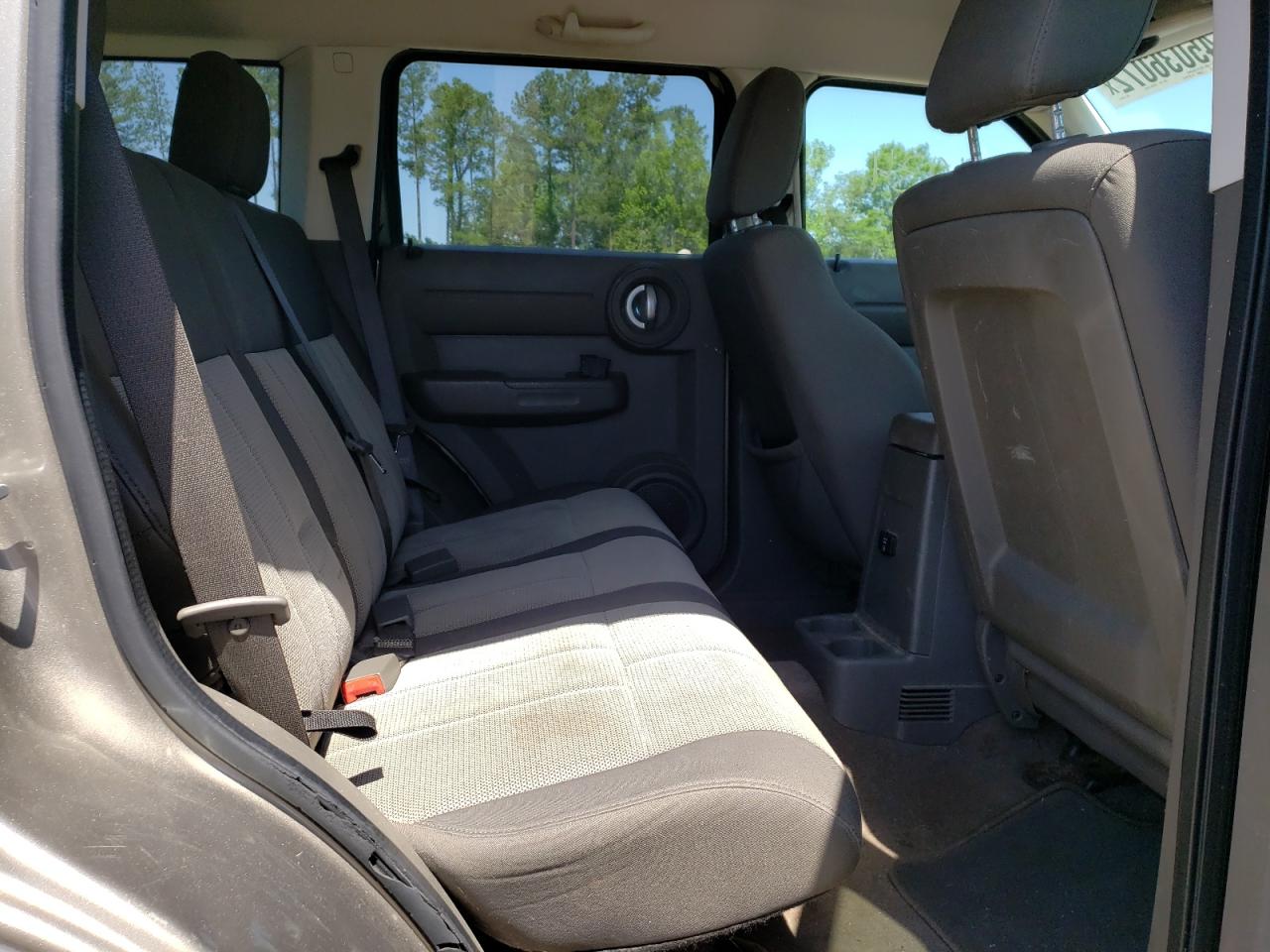 Photo 6 from auction – 2007 DODGE NITRO SXT with VIN 1D8GU28K87W518984