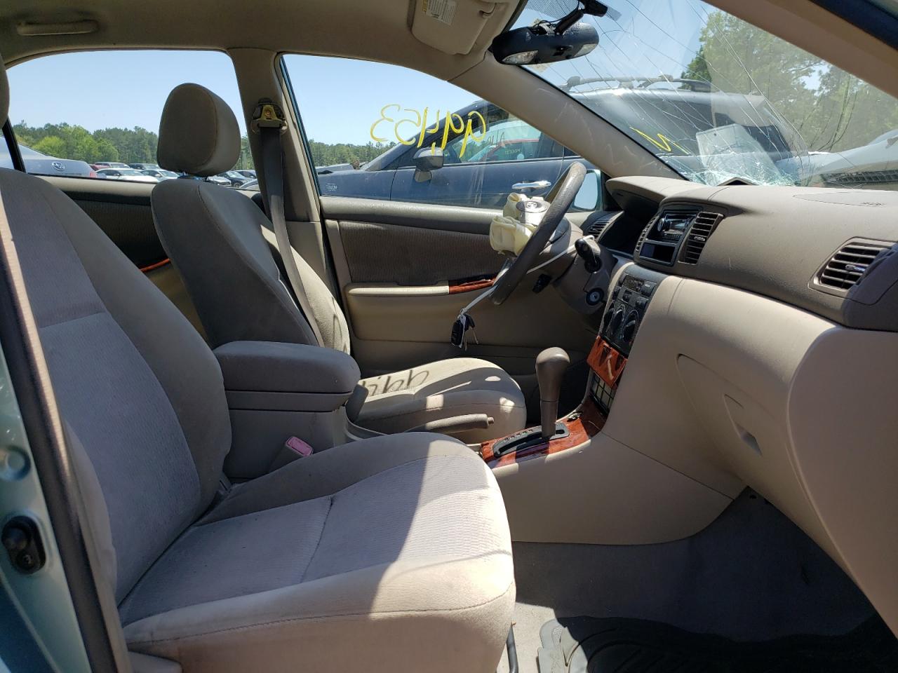 Photo 5 from auction – 2005 TOYOTA COROLLA CE with VIN 2T1BR32E05C368006